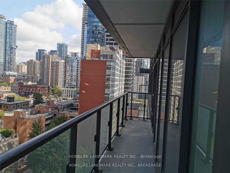 955 Bay St, unit 1215 for sale - image #8