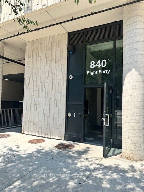 840 St Clair Ave W, unit 317 for rent