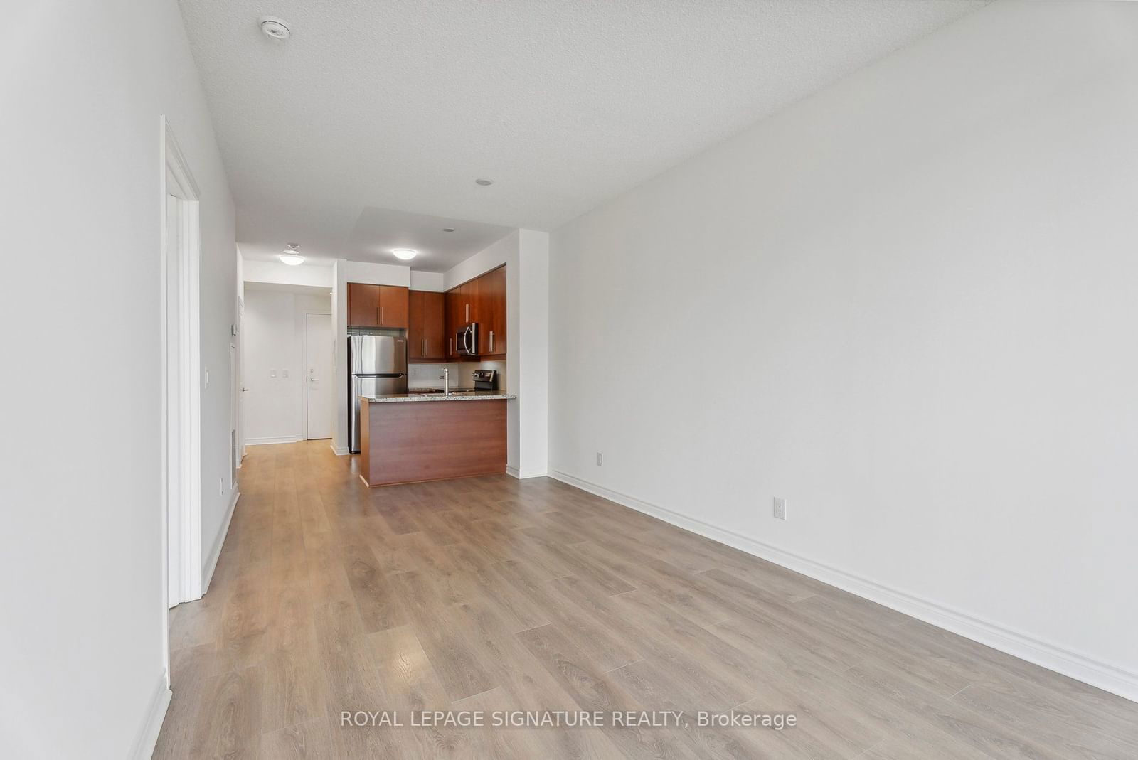 2885 Bayview Ave, unit 214 for sale - image #8