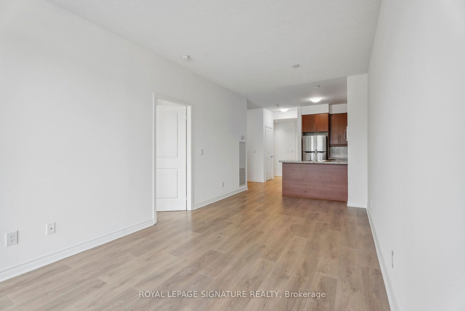 2885 Bayview Ave, unit 214 for sale - image #9