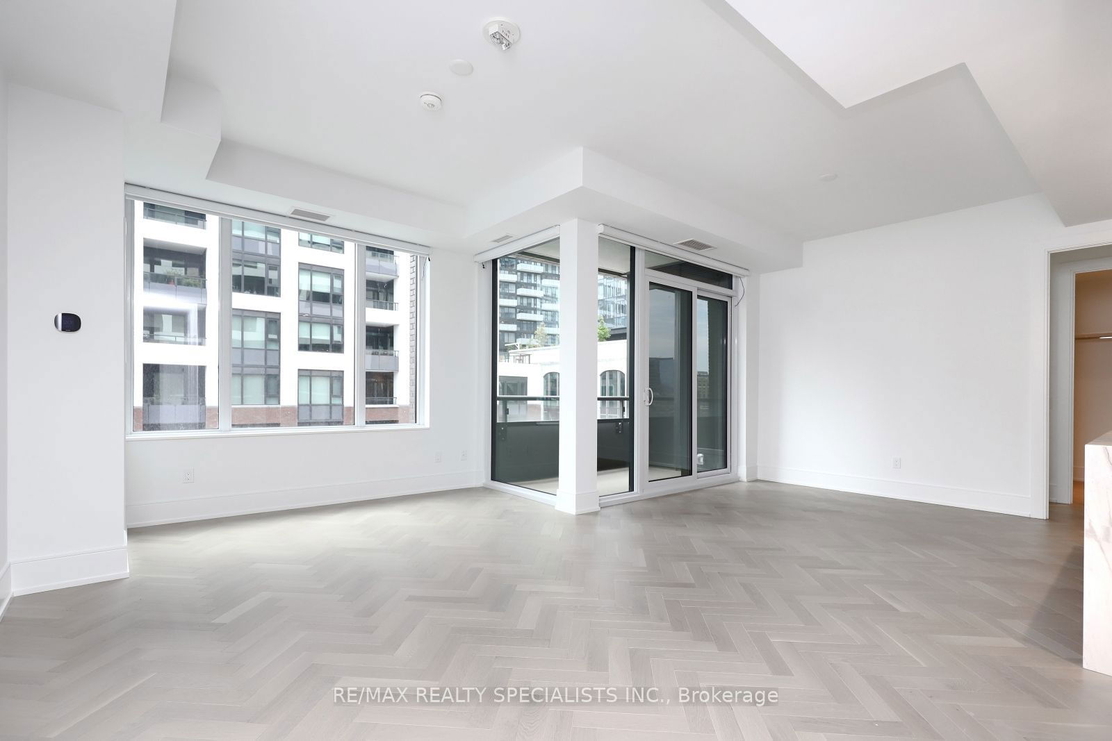 455 Wellington St W, unit 704 for rent - image #20