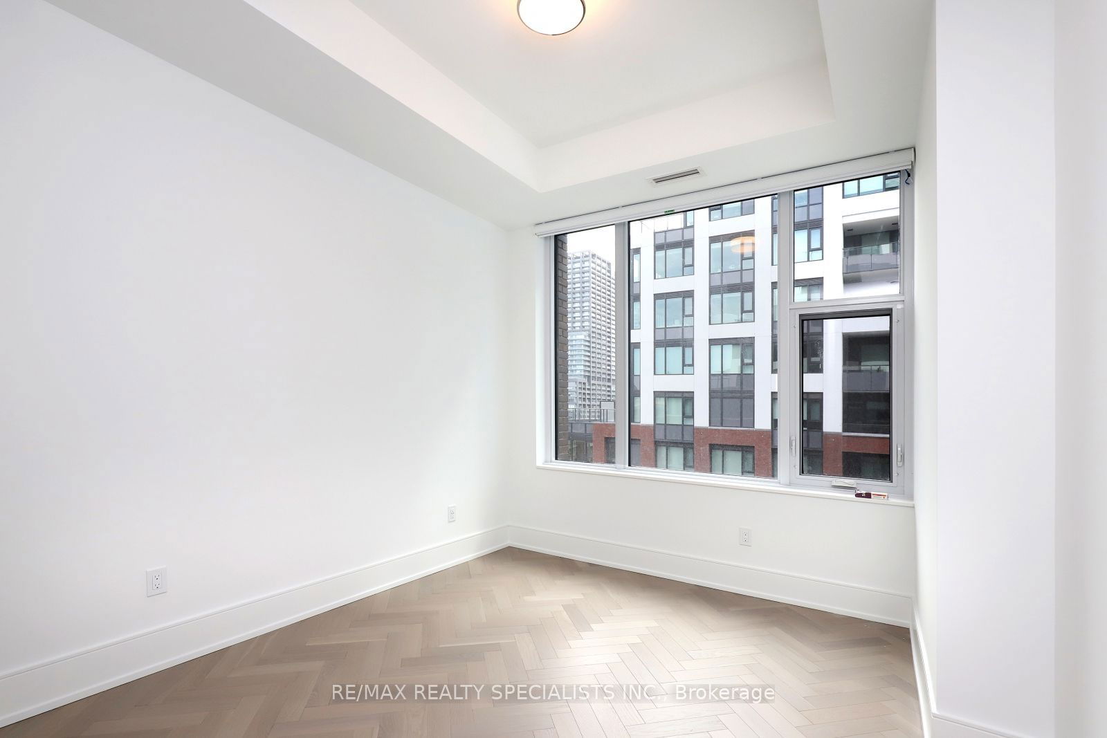 455 Wellington St W, unit 704 for rent - image #23