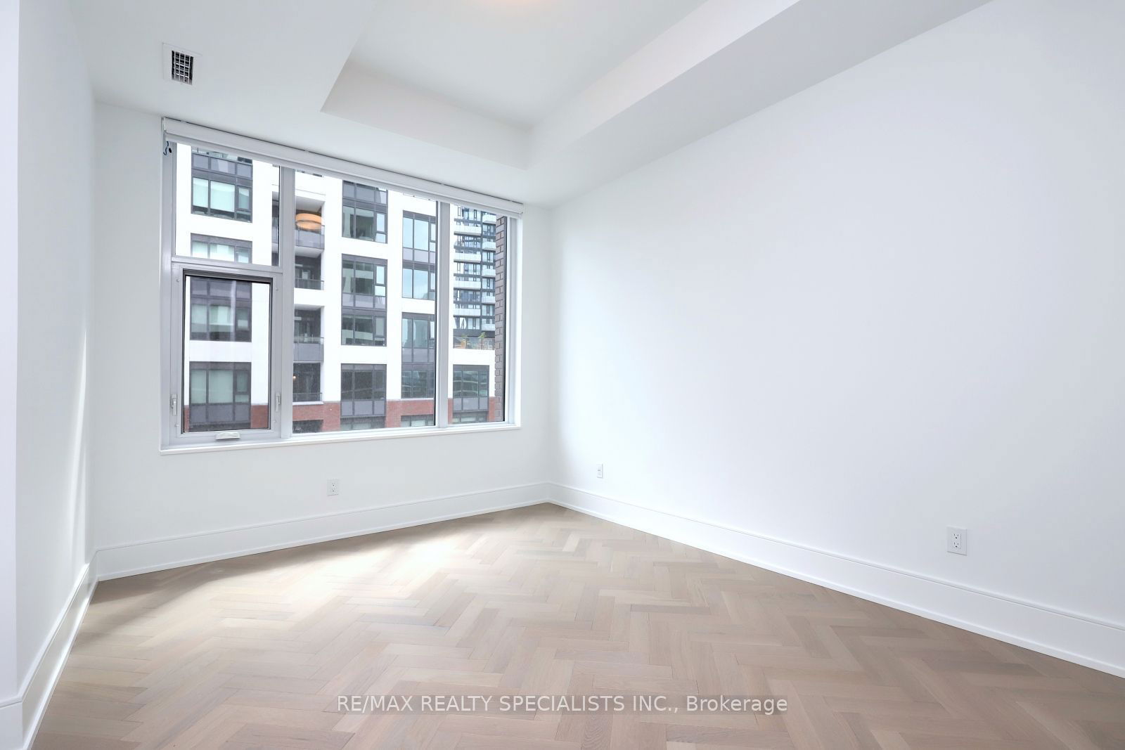 455 Wellington St W, unit 704 for rent - image #25