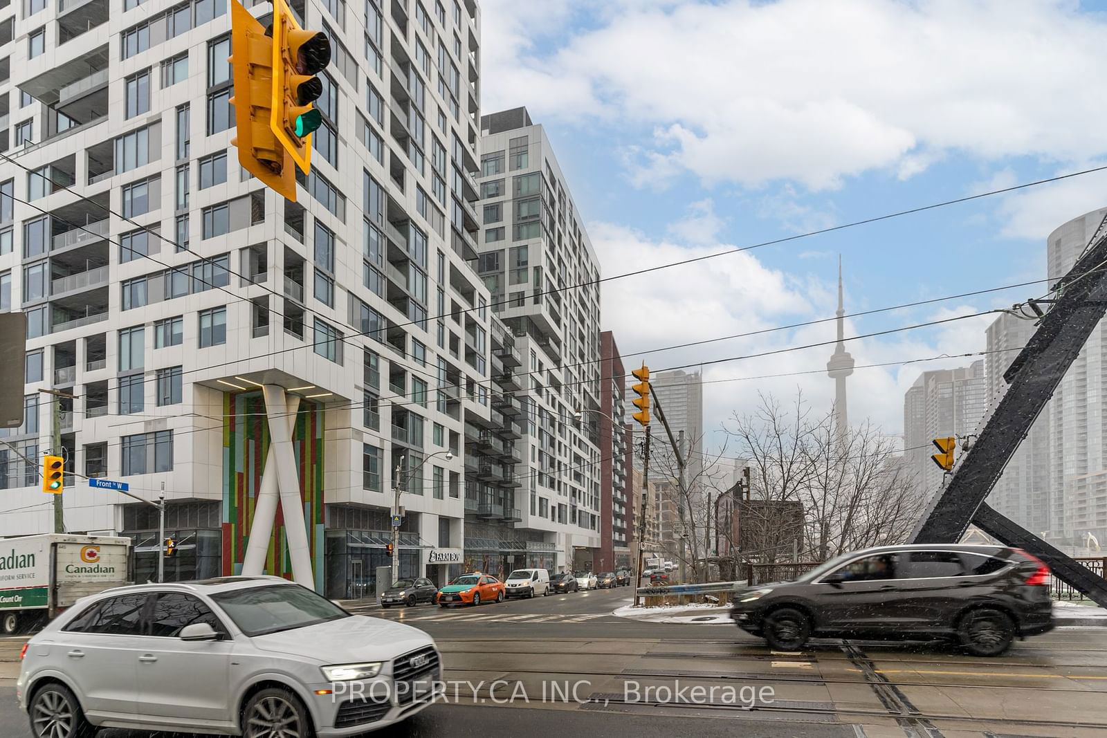 27 Bathurst St, unit 719 for sale