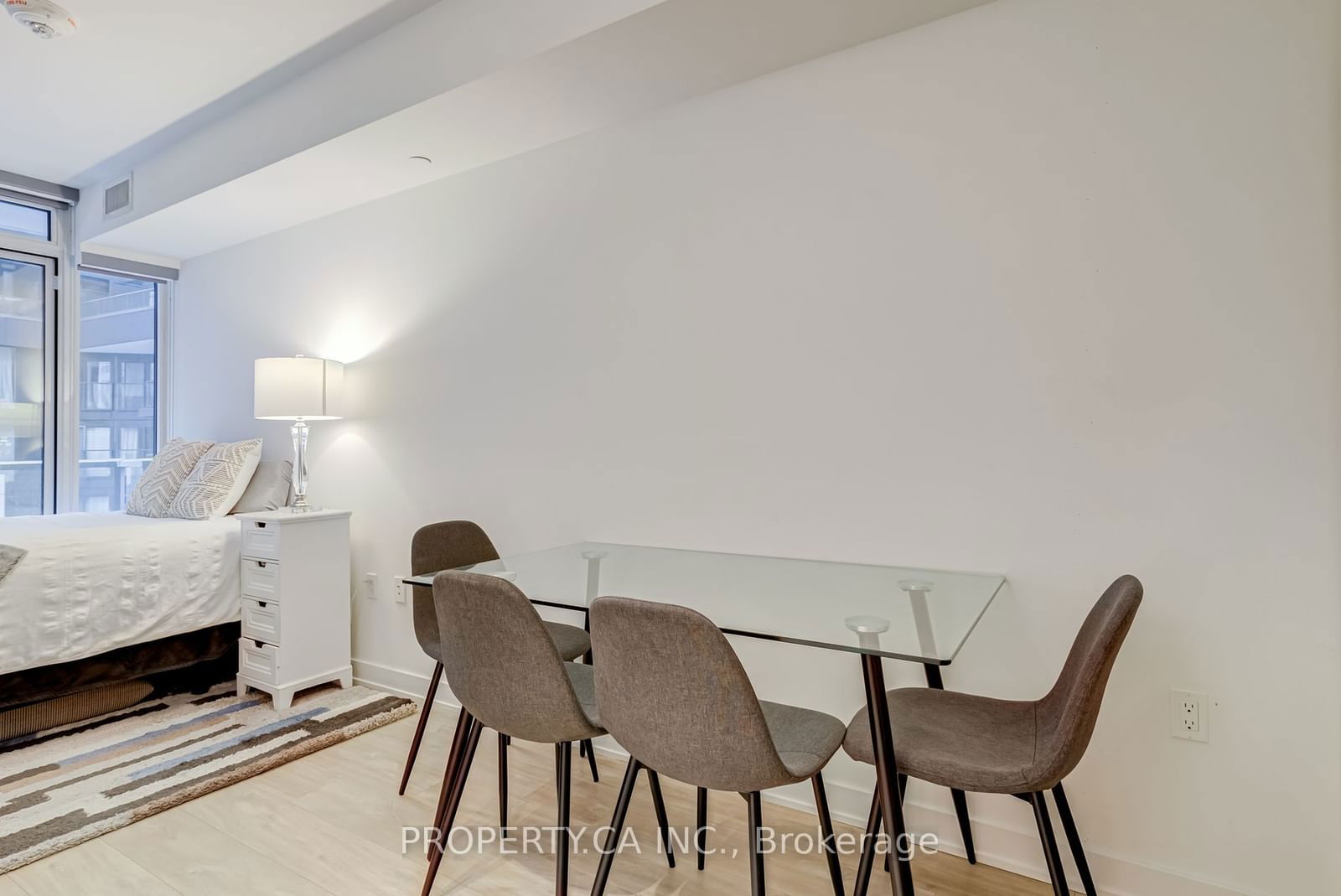 27 Bathurst St, unit 719 for sale - image #3