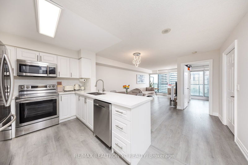 5508 Yonge St, unit 1101 for sale - image #1