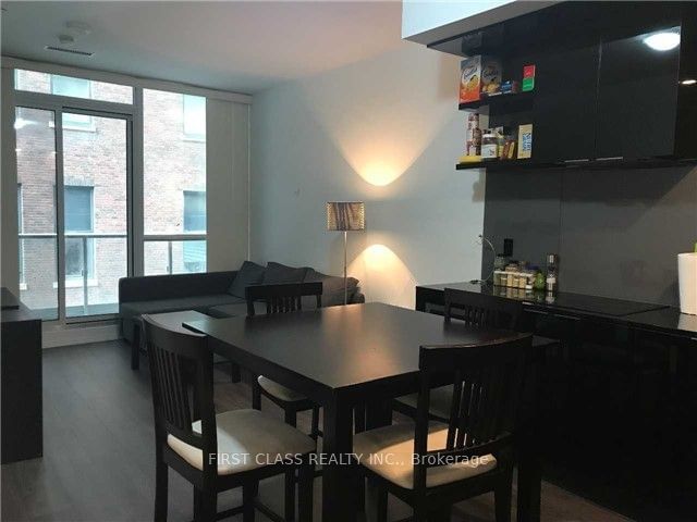 70 Temperance St, unit 908 for rent - image #2