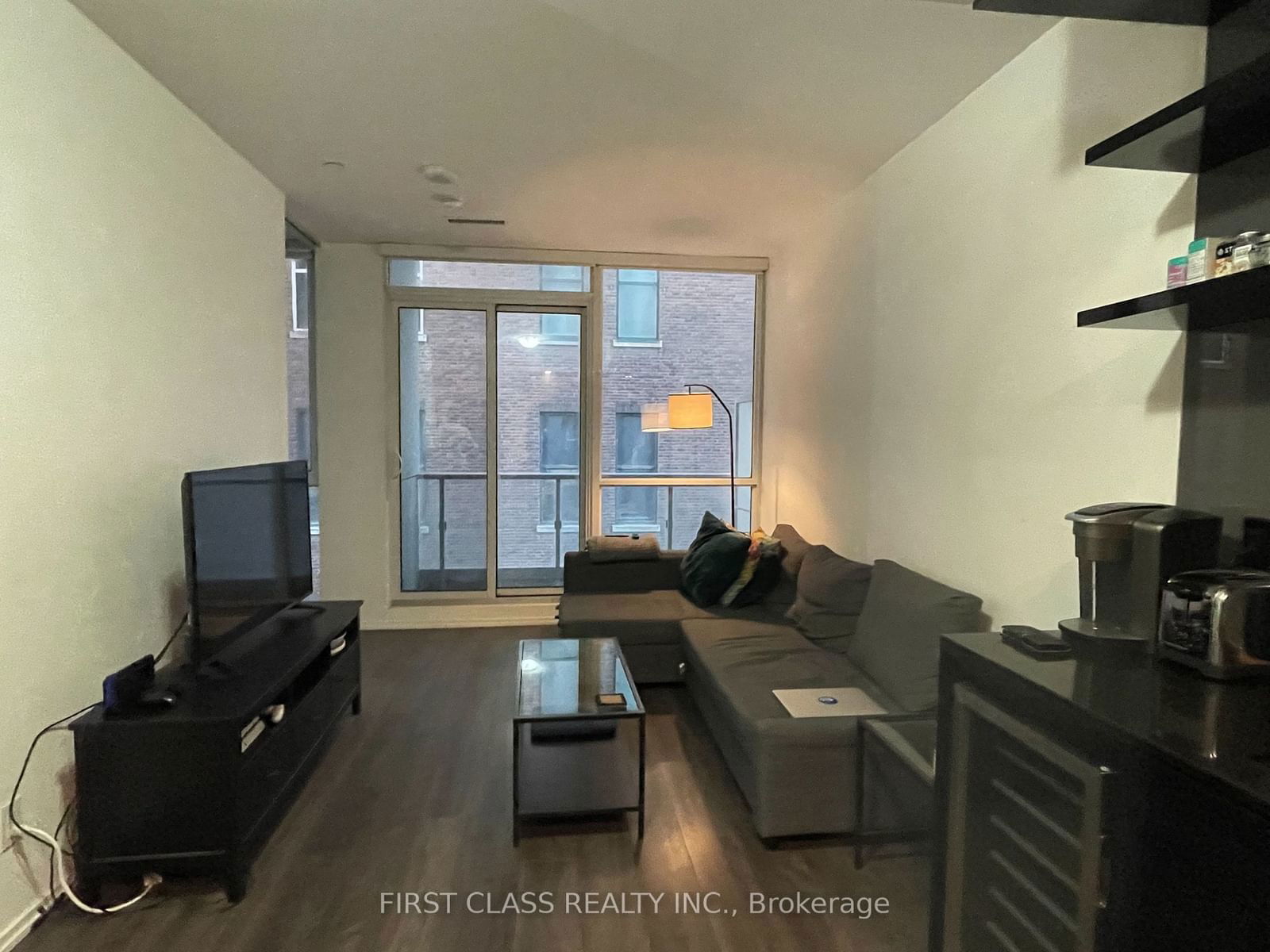 70 Temperance St, unit 908 for rent - image #4