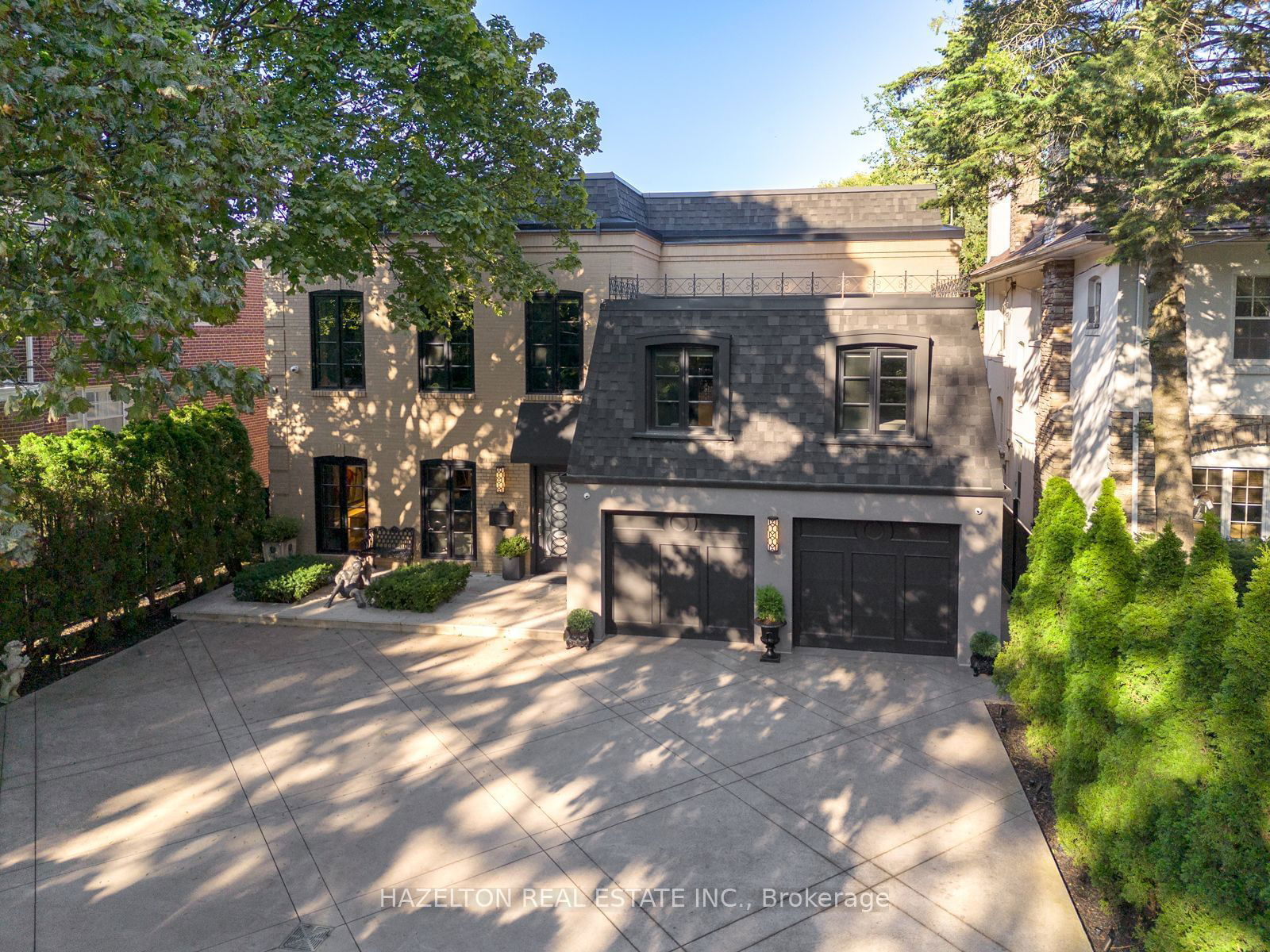 521 Spadina Rd for sale 