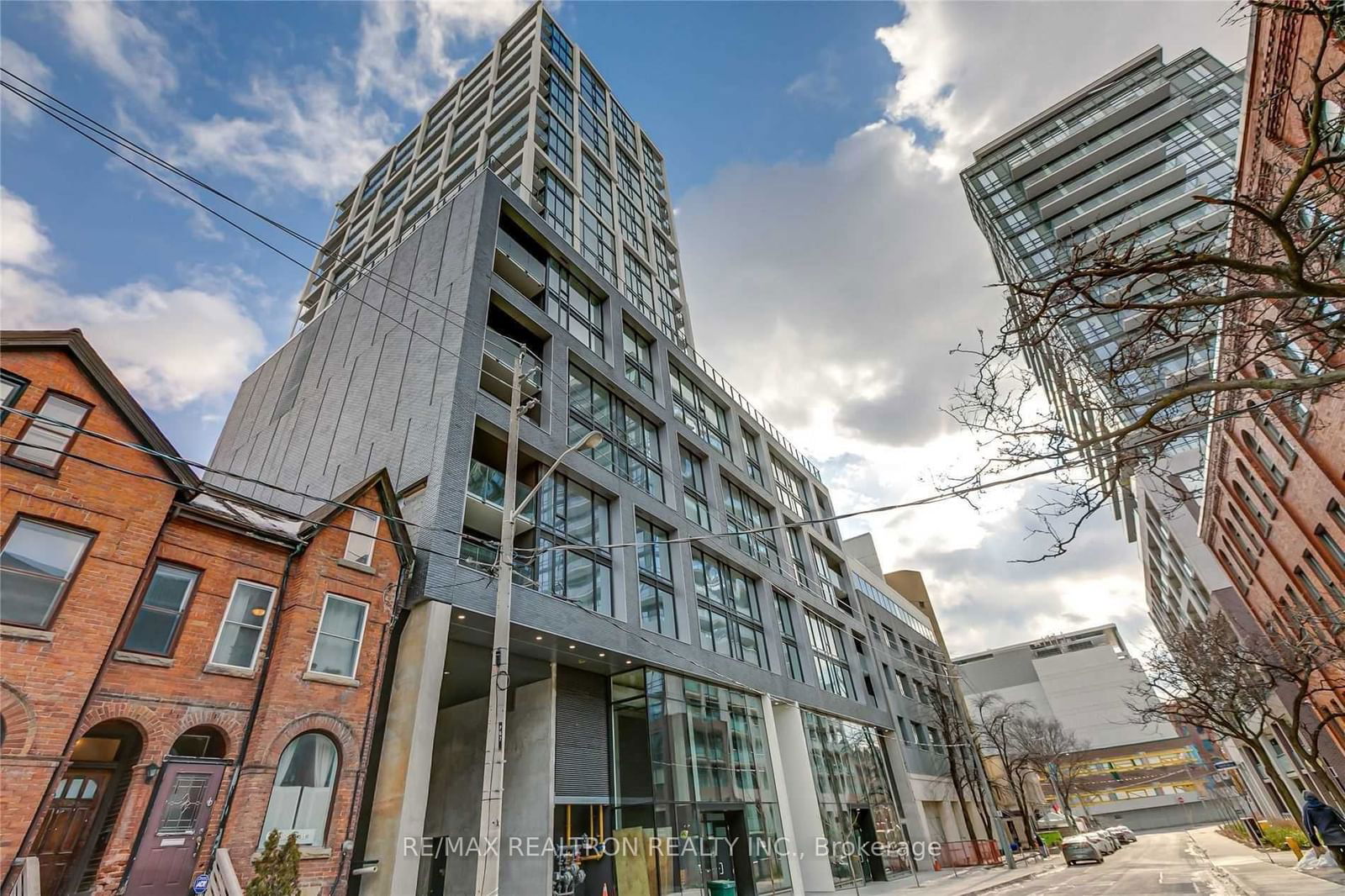 55 Ontario St, unit 706 for rent - image #1