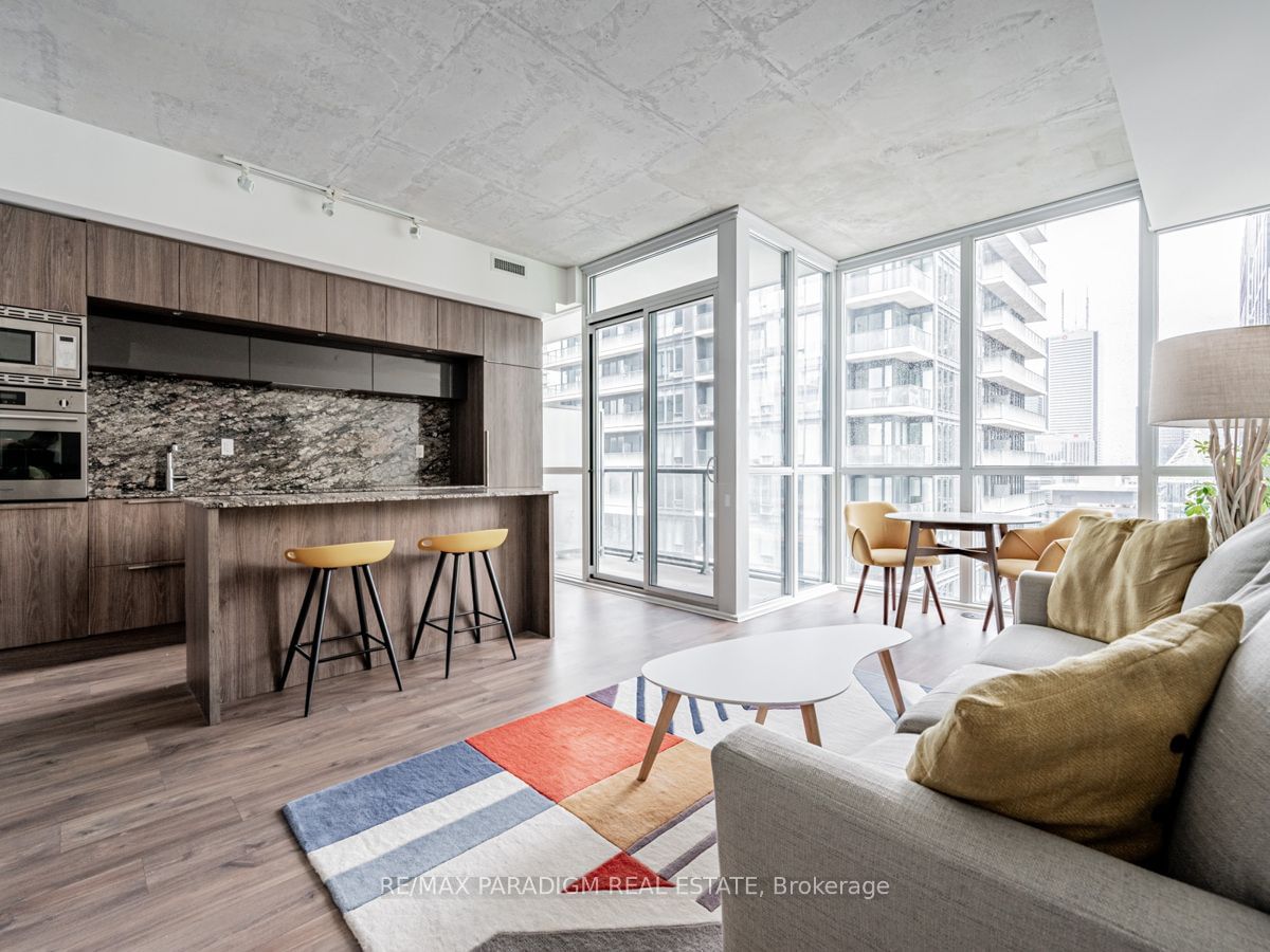 88 Blue Jays Way, unit 3704 for sale - image #17