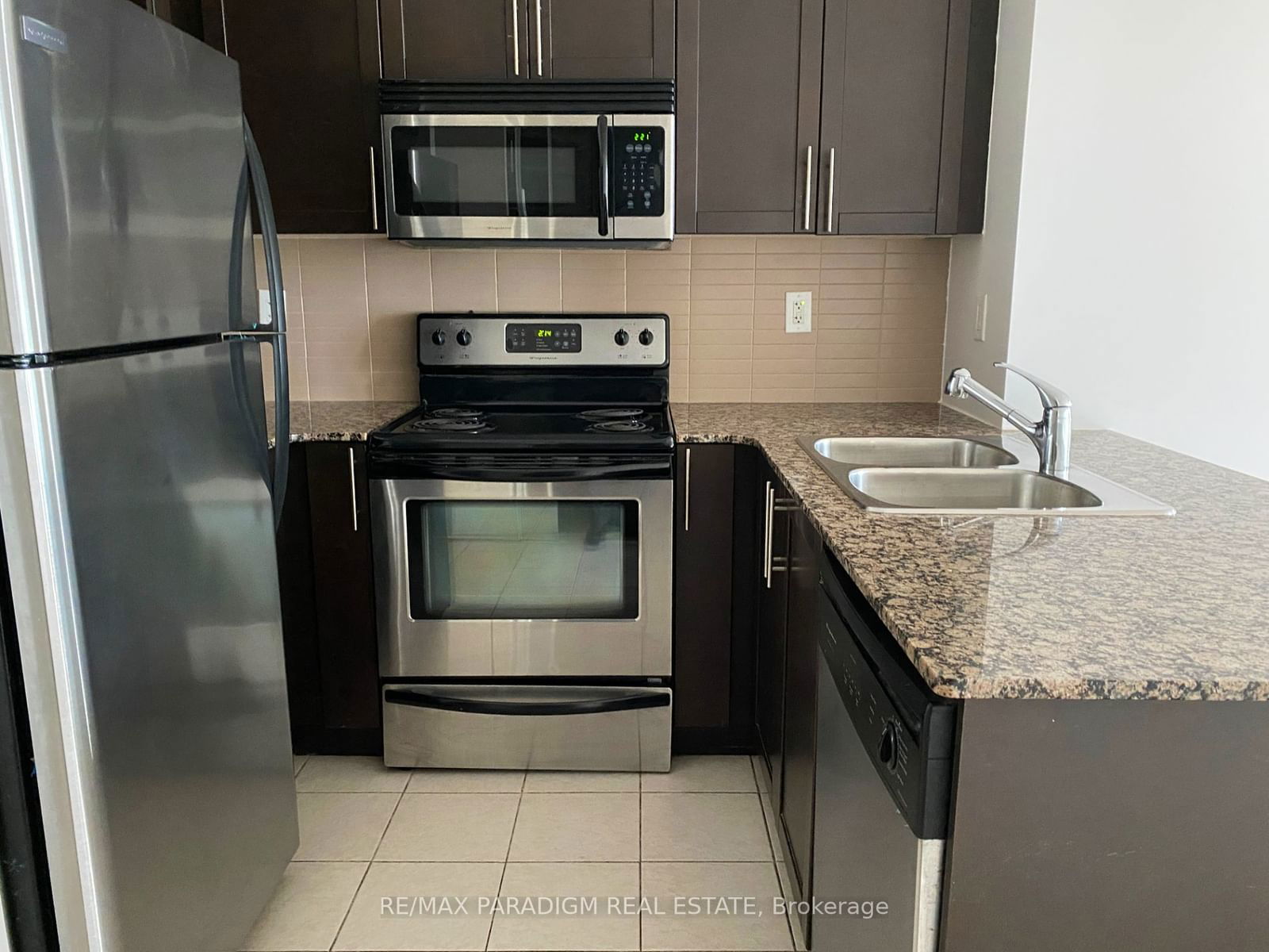 65 Bremner Blvd, unit 1702 for rent - image #5