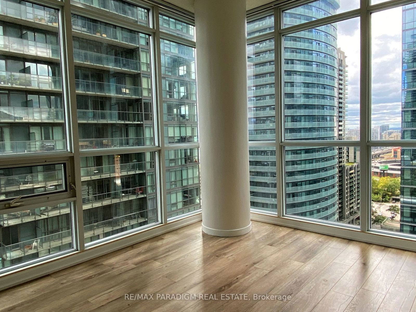 65 Bremner Blvd, unit 1702 for rent - image #7