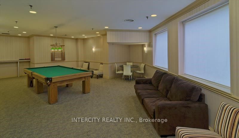 717 Bay St, unit 509 for sale - image #36