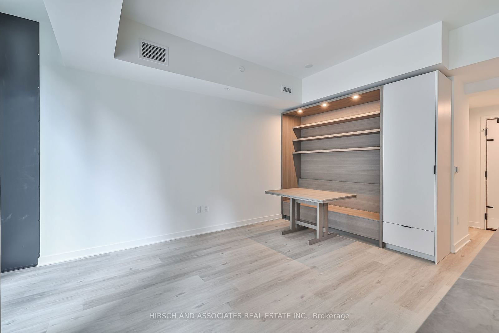 55 Charles St E, unit TH04 for rent - image #7