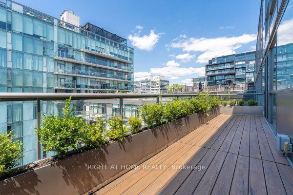 55 Stewart St, unit PH 1034 for sale - image #23