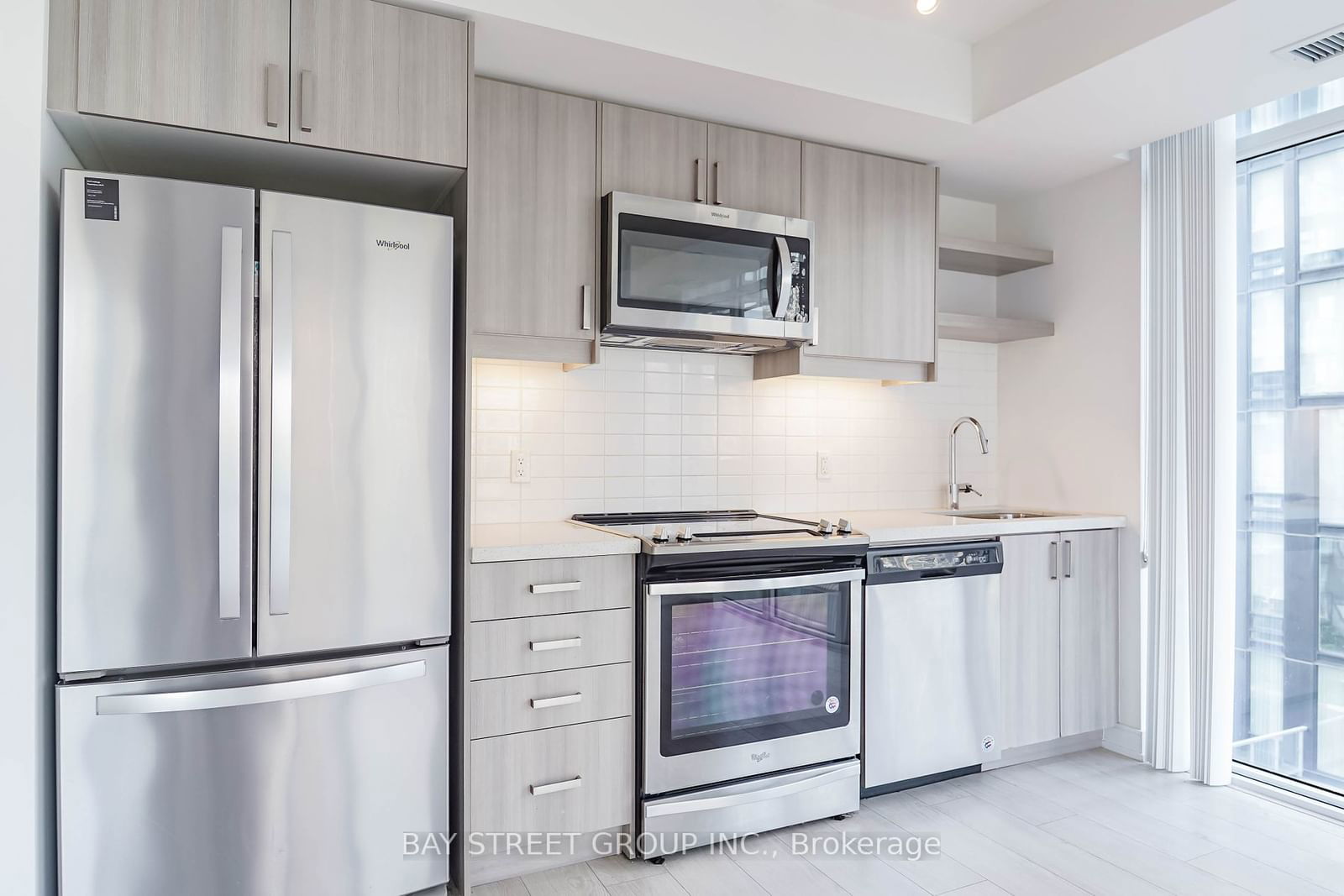 50 Wellesley St E, unit 902 for sale