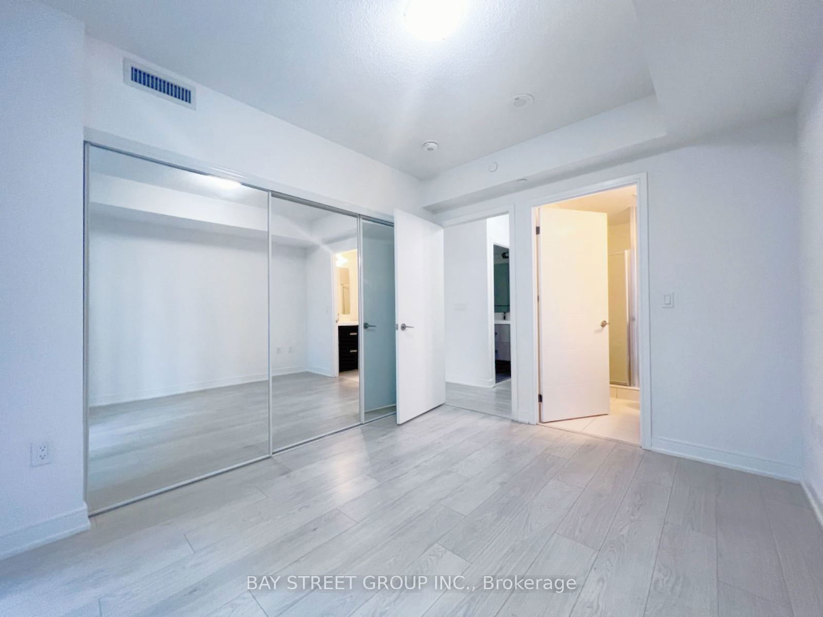 50 Wellesley St E, unit 902 for sale - image #21