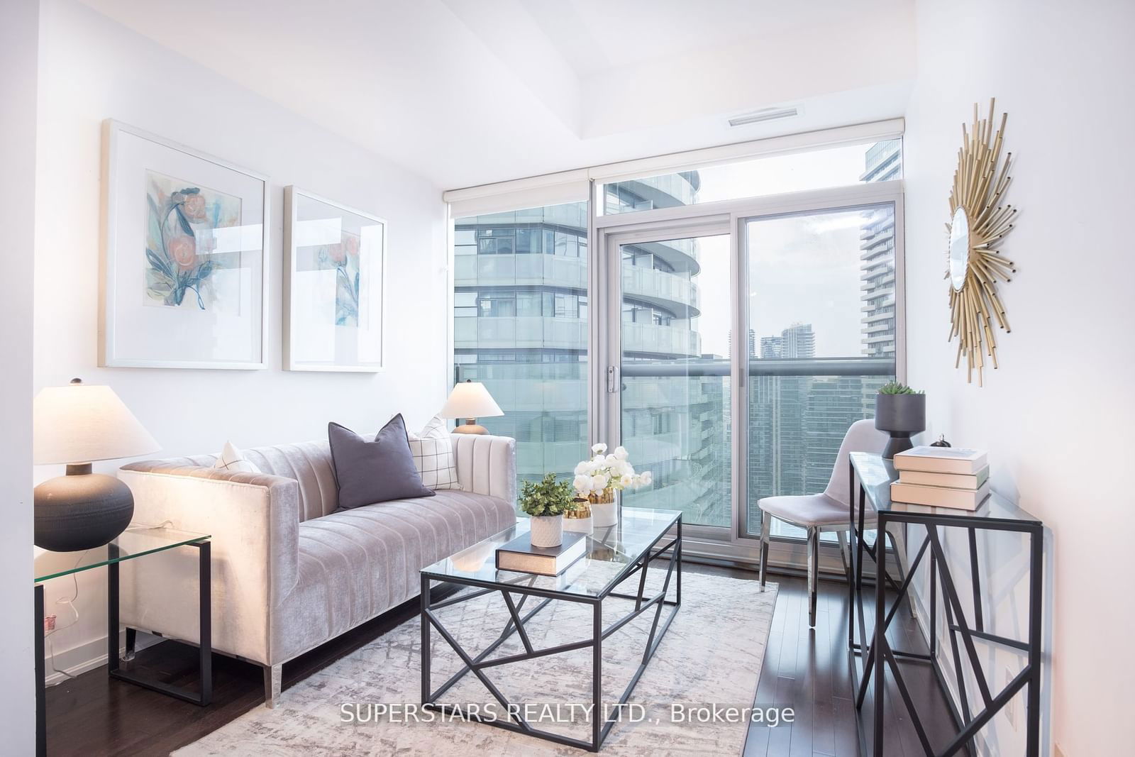 12 York St, unit 4911 for sale - image #1