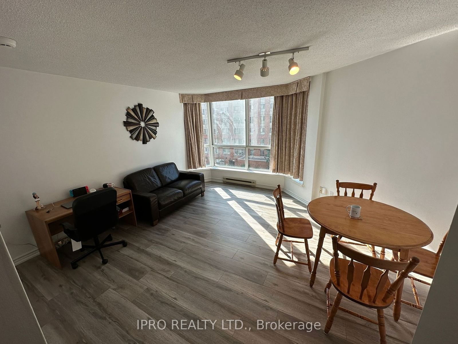 38 Elm St, unit 510 for rent