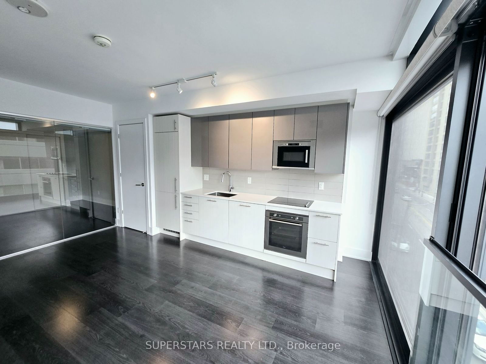 403 Church St, unit 306 for sale - image #9