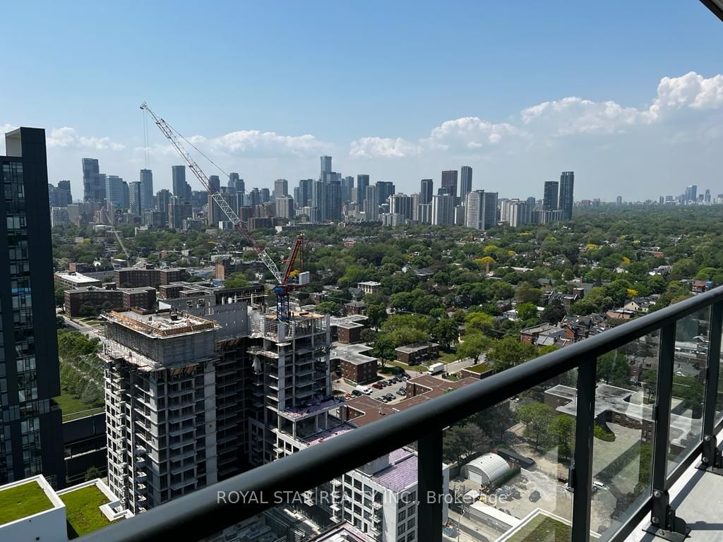 Artworks Tower, Downtown, Toronto