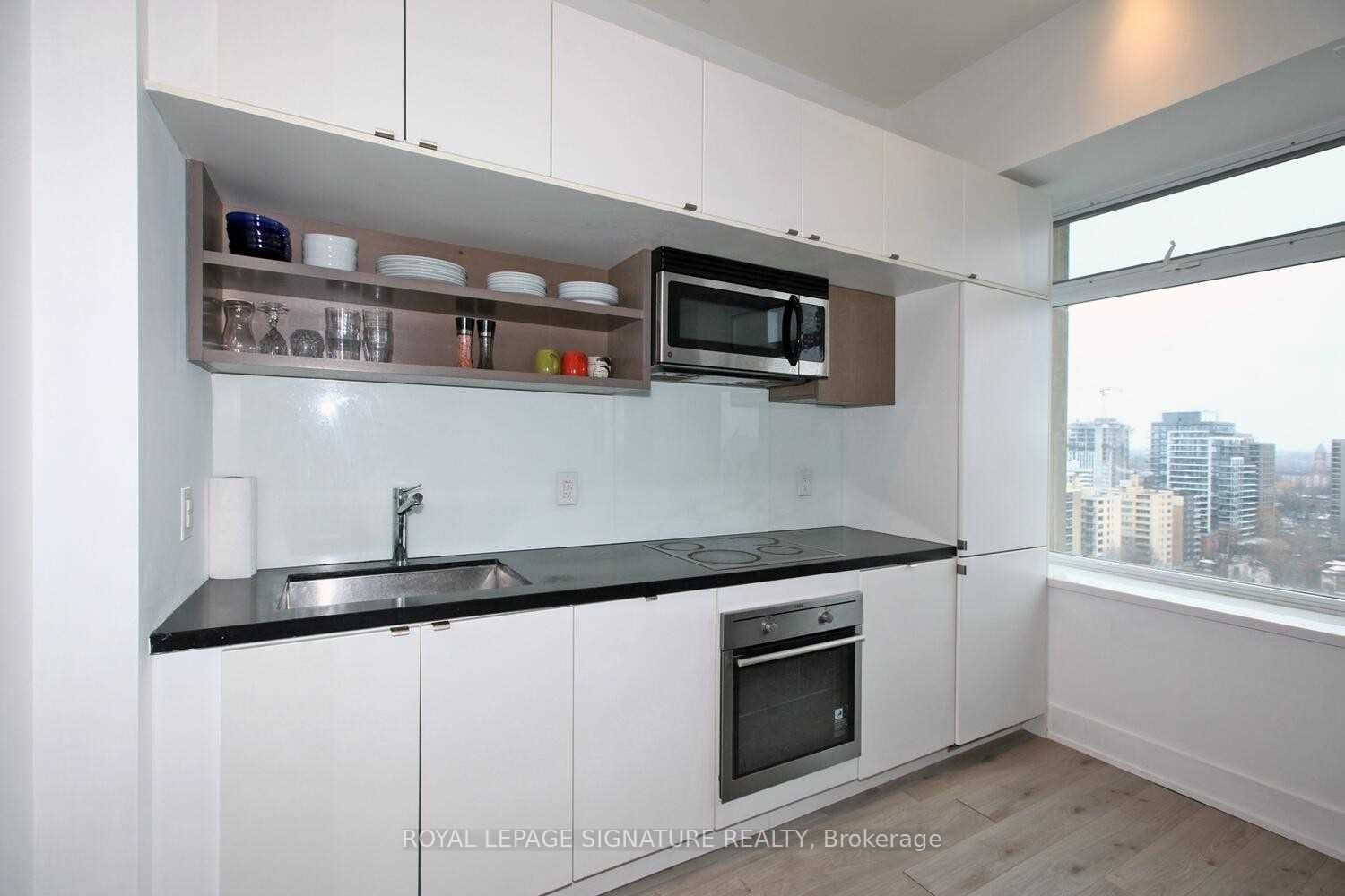 111 St Clair Ave W, unit 1501 for rent - image #9