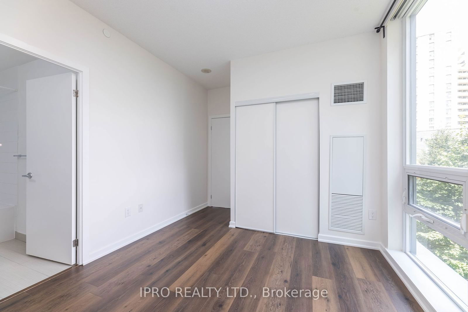 62 Forest Manor Rd, unit 203 for sale - image #20