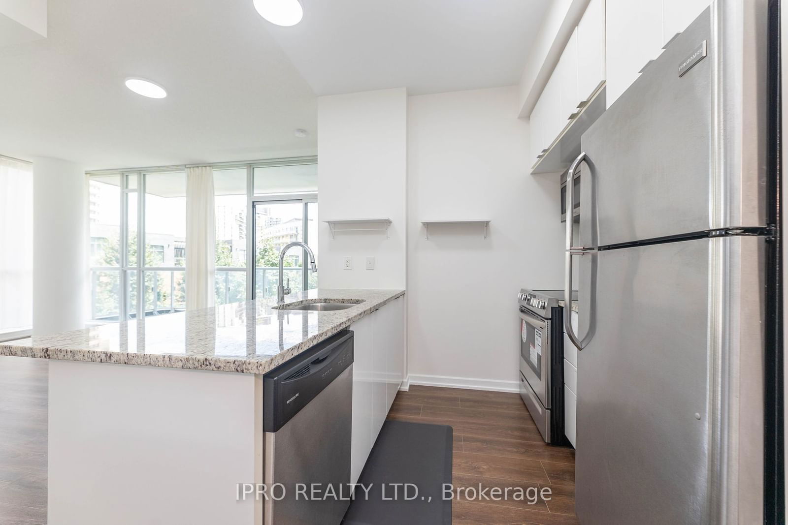 62 Forest Manor Rd, unit 203 for sale - image #8