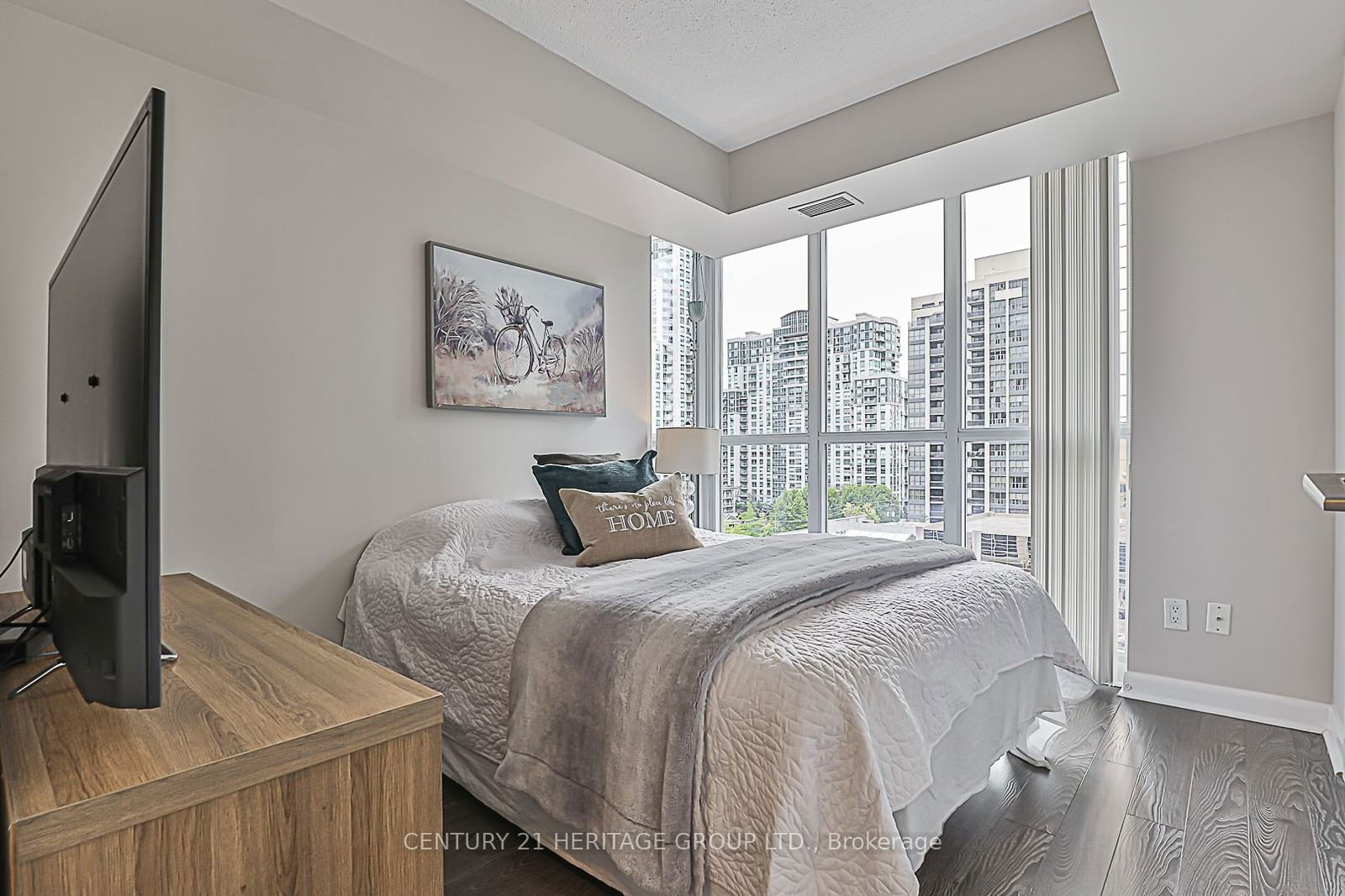 4978 Yonge St, unit 815 for sale