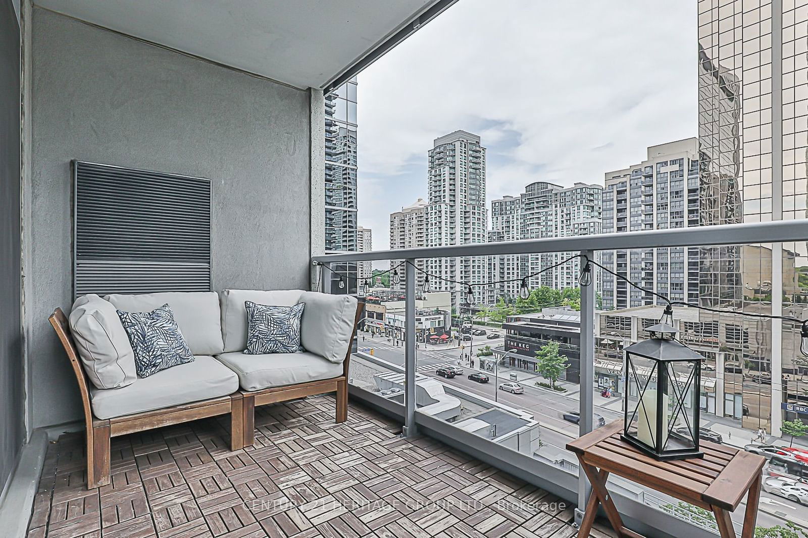 4978 Yonge St, unit 815 for sale