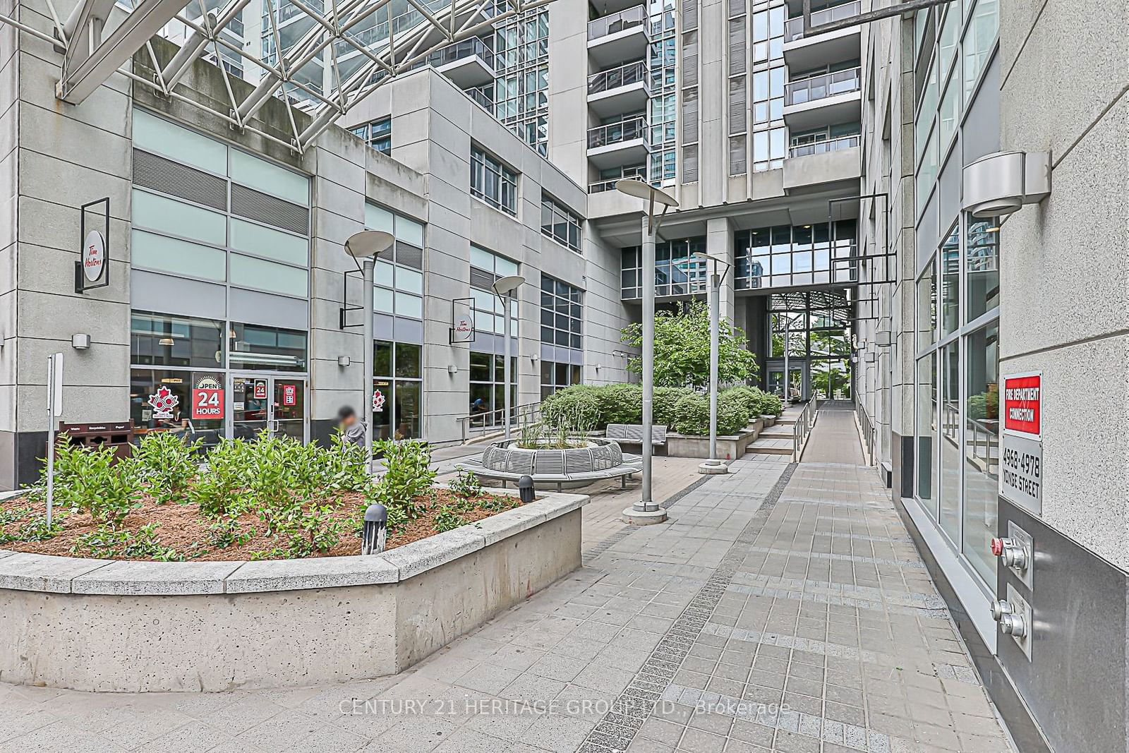 4978 Yonge St, unit 815 for sale