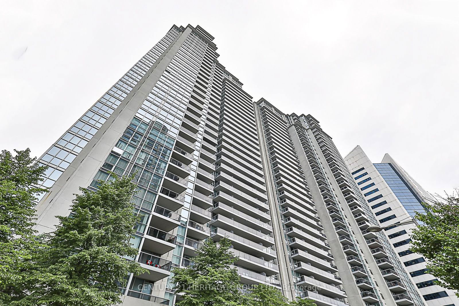 4978 Yonge St, unit 815 for sale