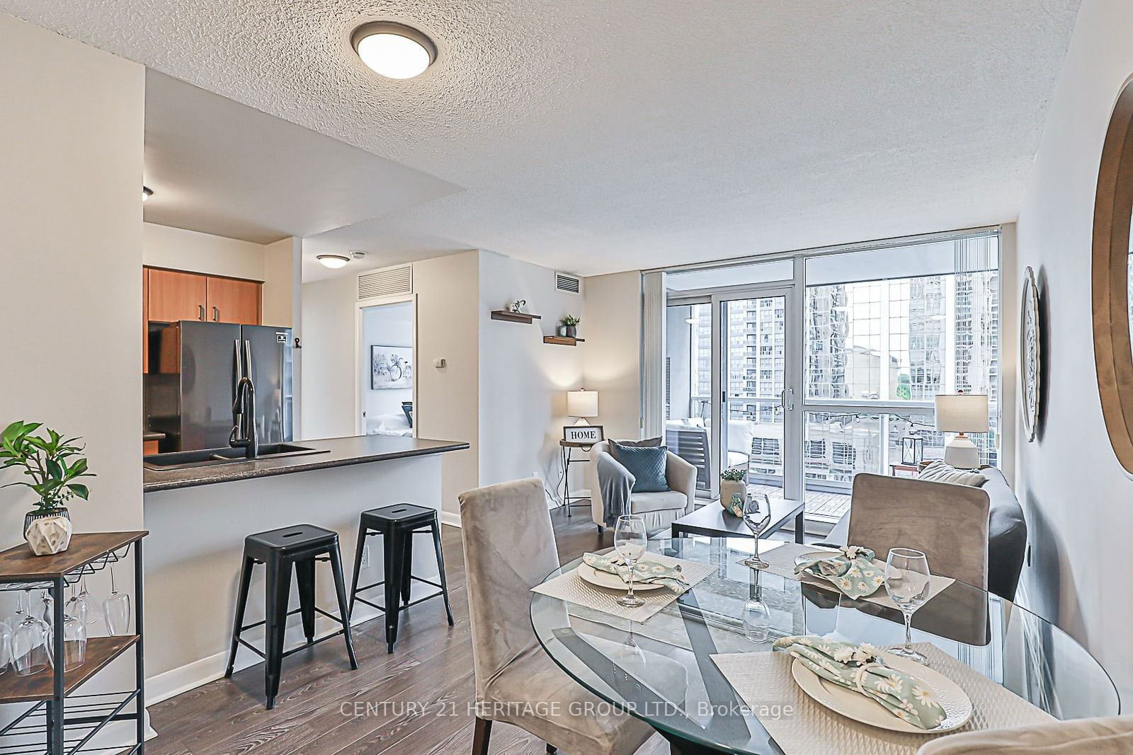 4978 Yonge St, unit 815 for sale