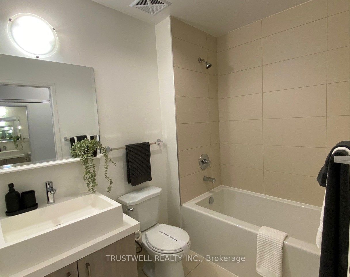 1080 Bay St, unit 4407 for sale - image #23