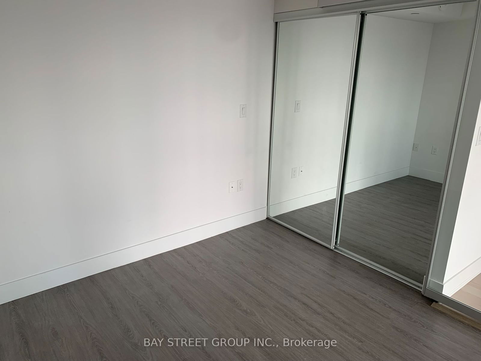 955 Bay St, unit 2510 for rent - image #10