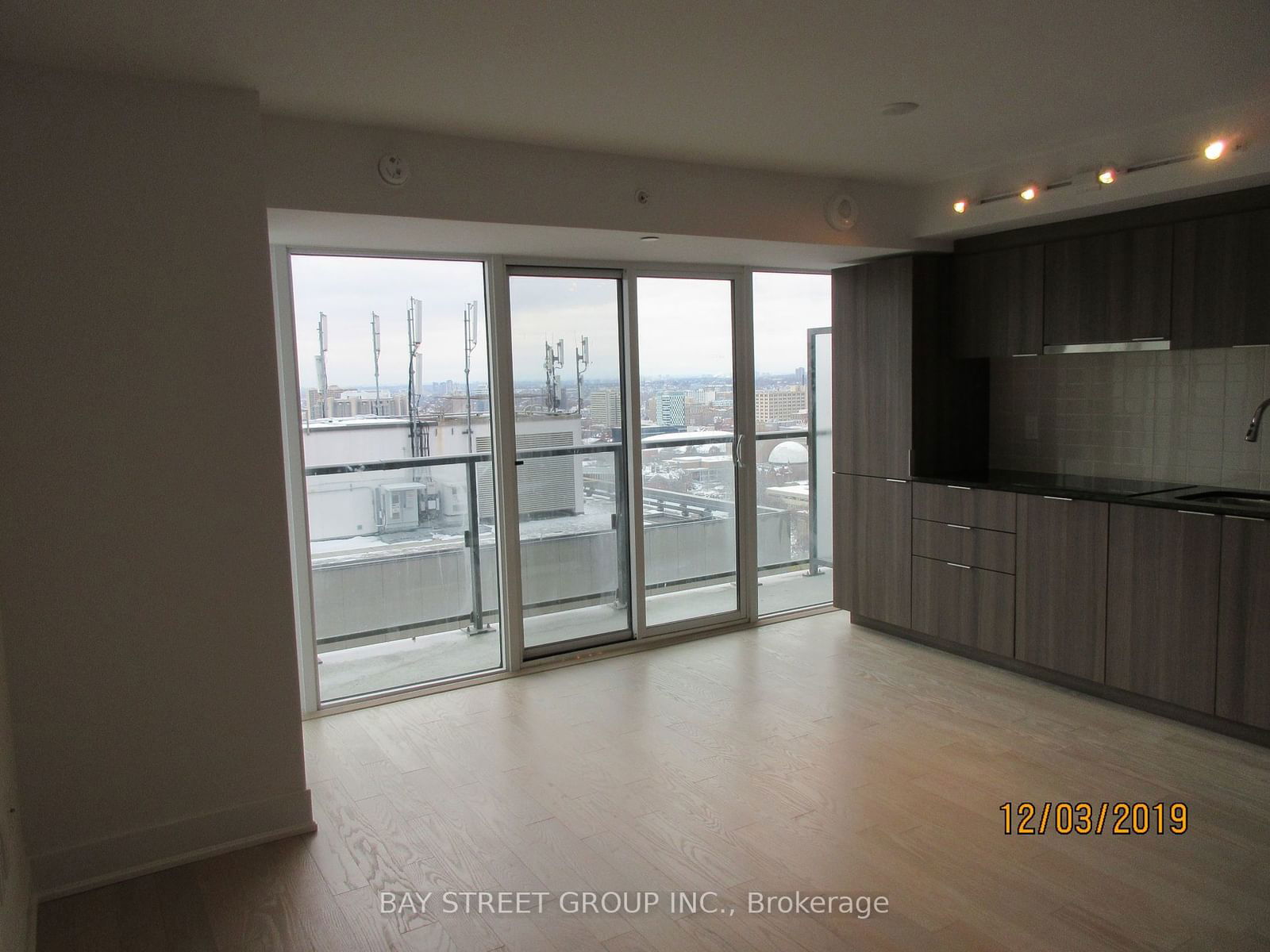 955 Bay St, unit 2510 for rent - image #9