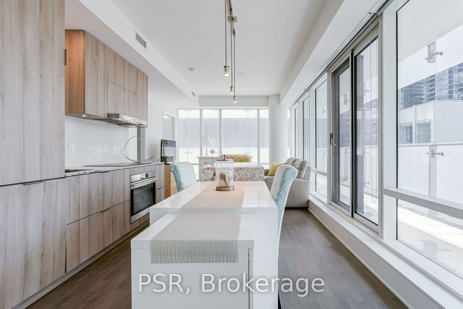 1 Bloor St E, unit 410 for rent - image #10