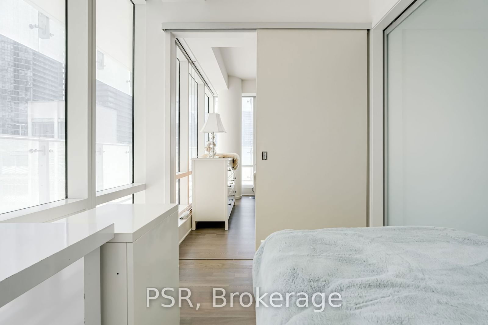 1 Bloor St E, unit 410 for rent - image #22