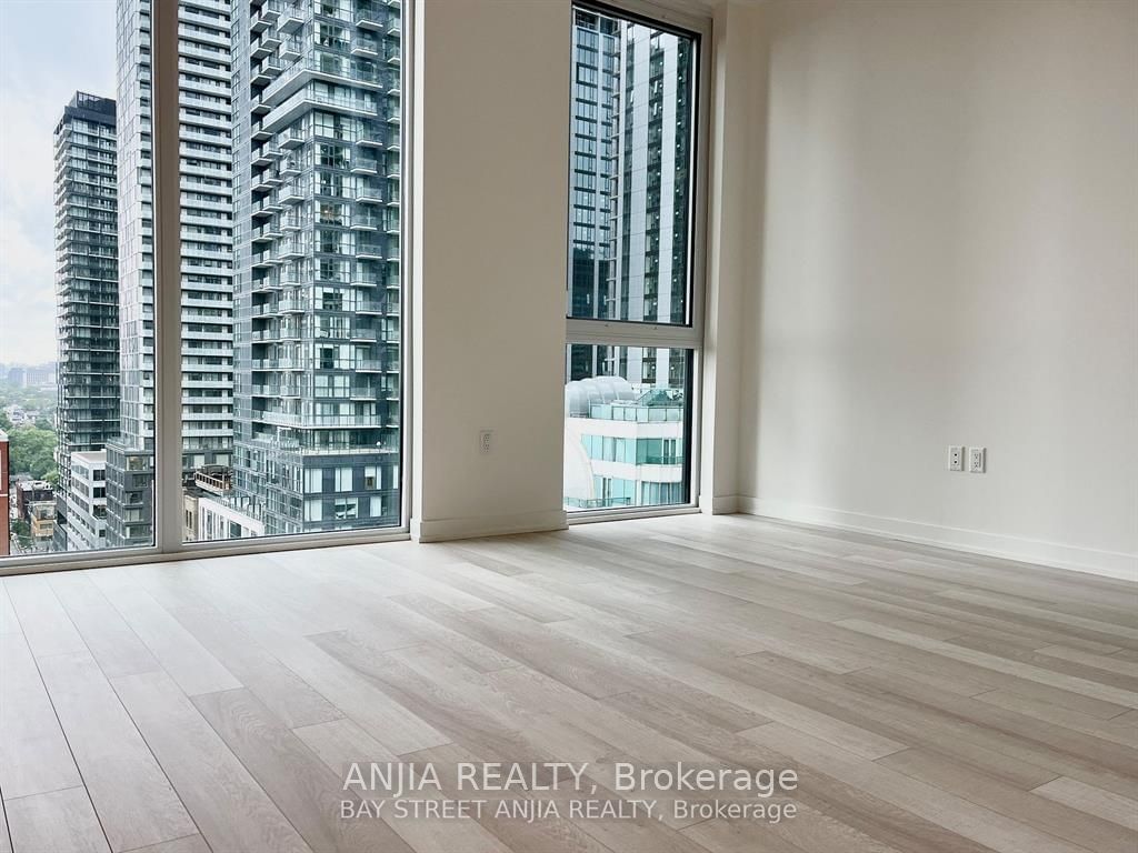 357 King St W, unit 1603 for rent - image #3