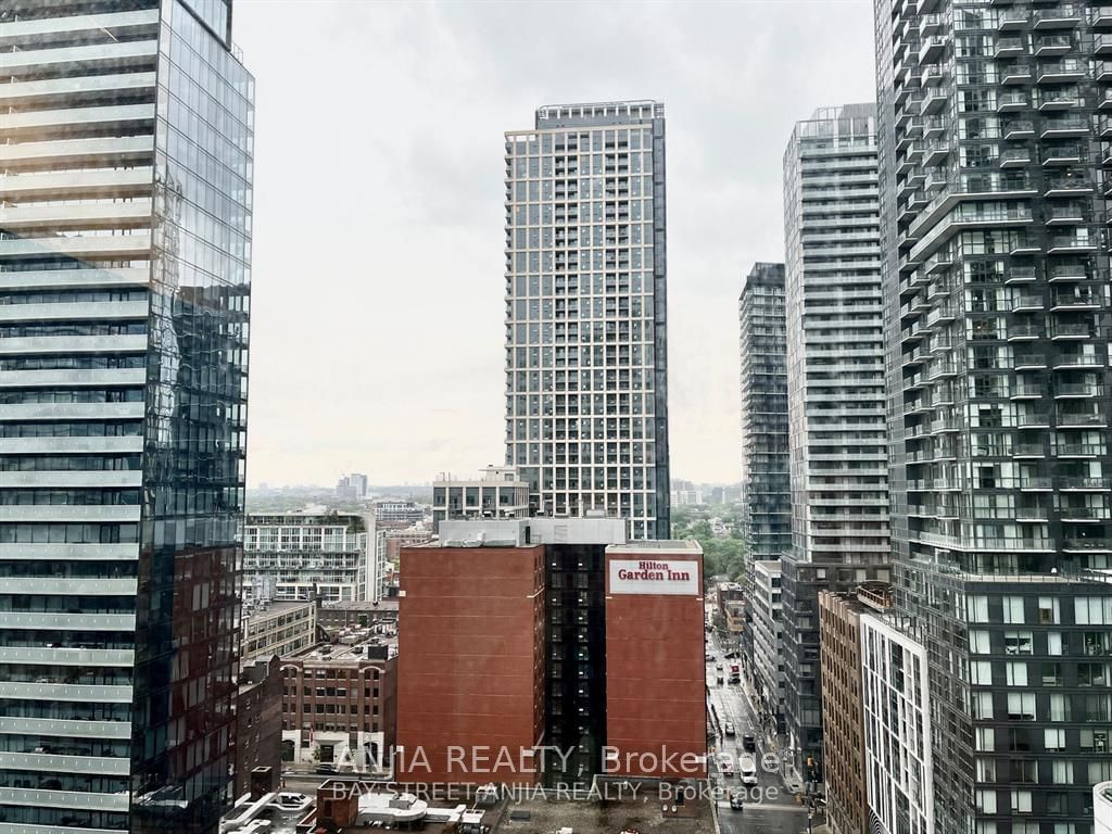 357 King St W, unit 1603 for rent - image #7