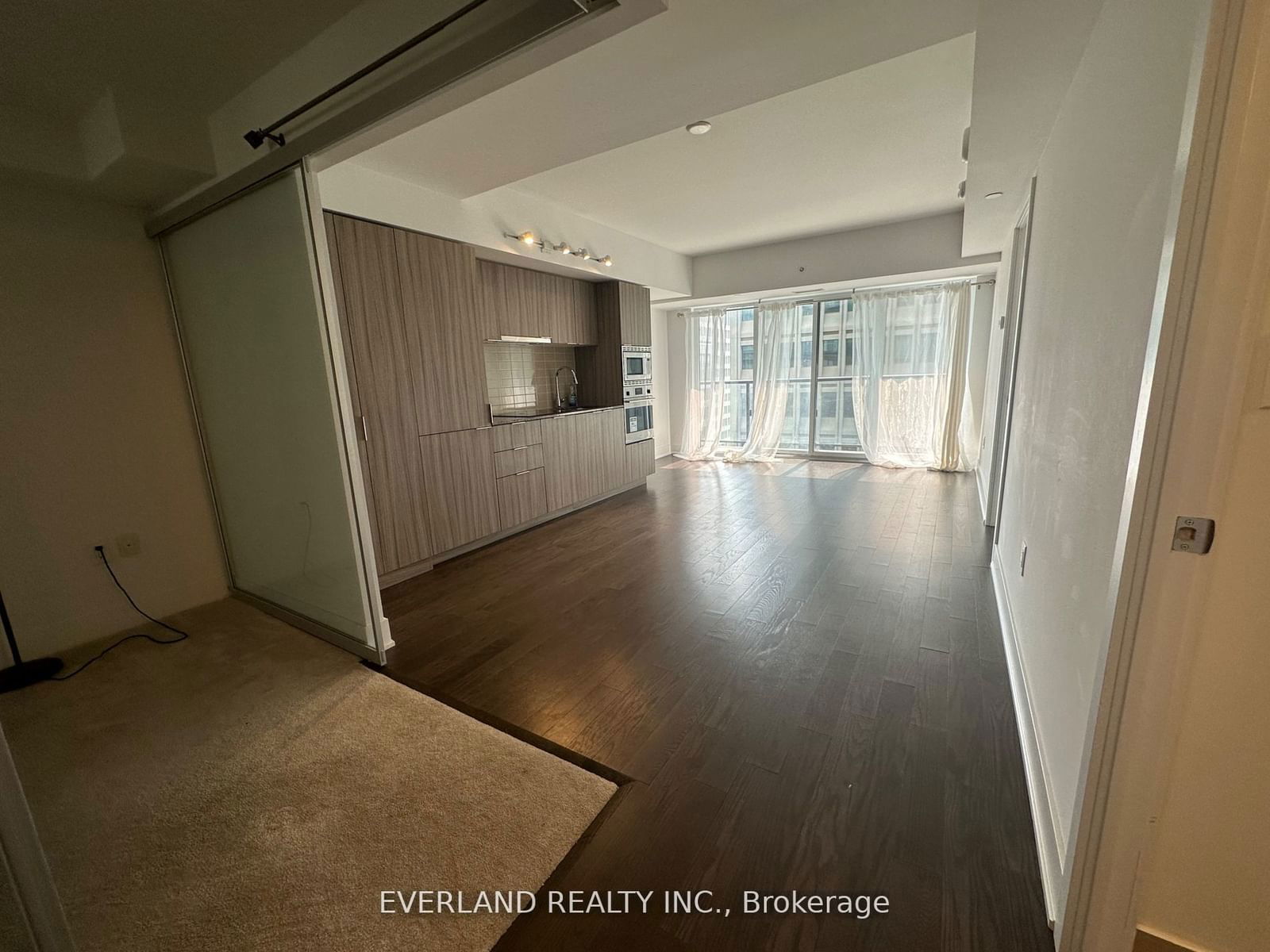 955 Bay St, unit 1309 for rent - image #5