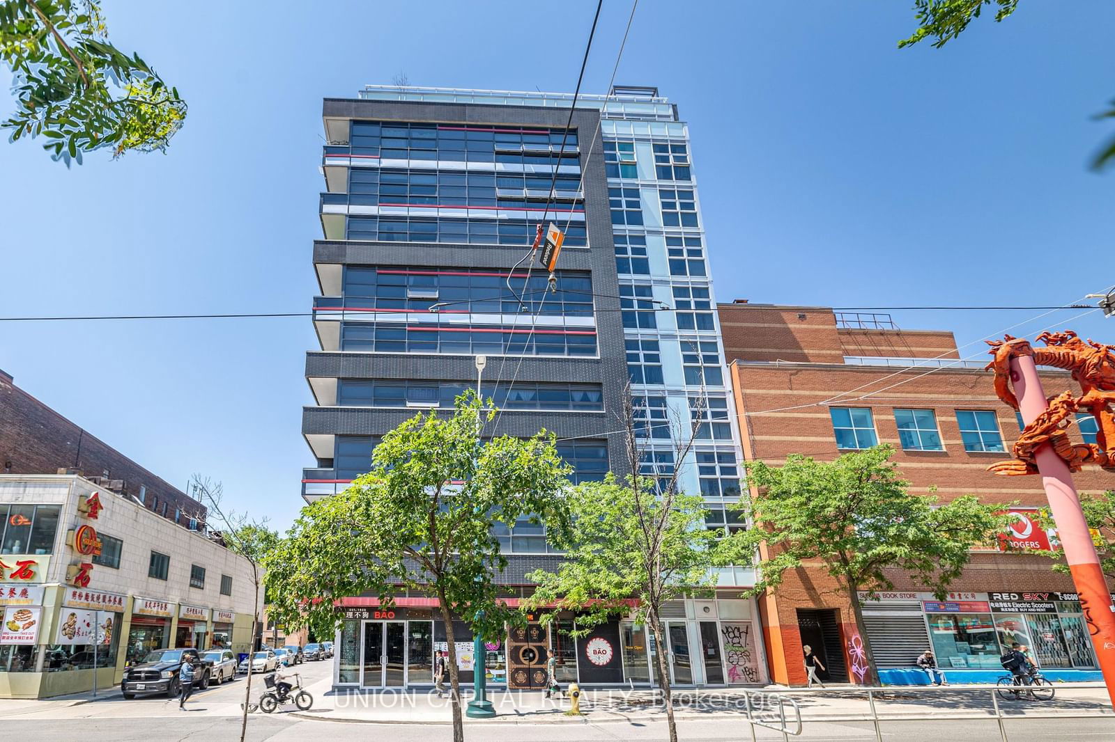 10 Willison Sq, unit 602 for sale - image #3