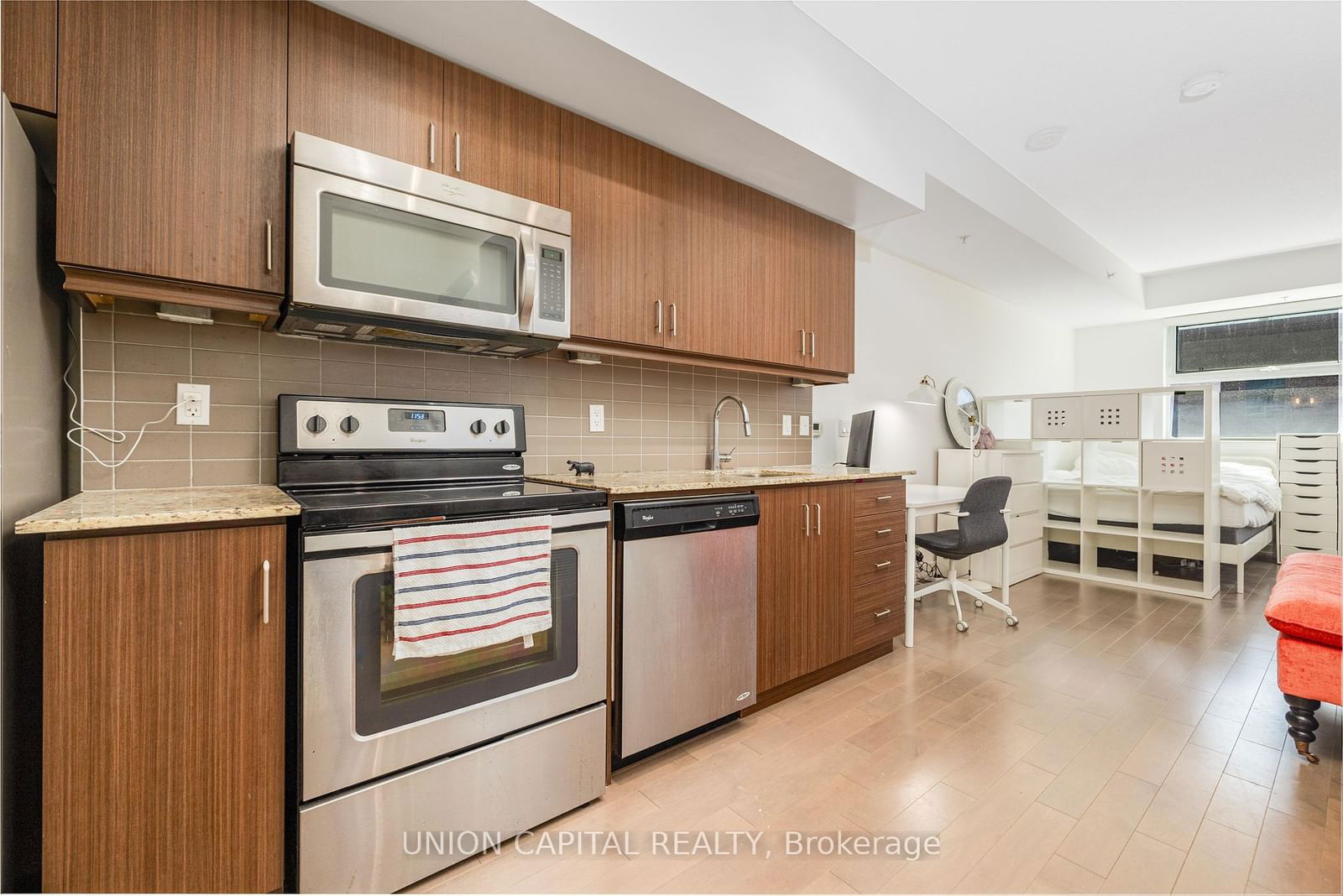 10 Willison Sq, unit 602 for sale - image #6