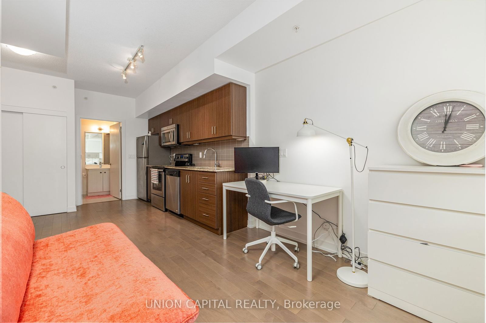 10 Willison Sq, unit 602 for sale - image #7