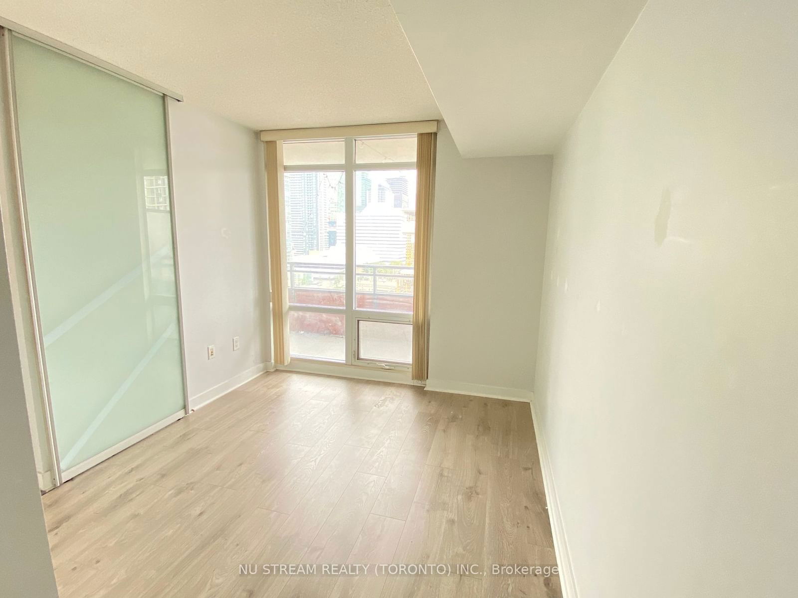 4 Spadina Ave, unit 1508 for sale - image #10