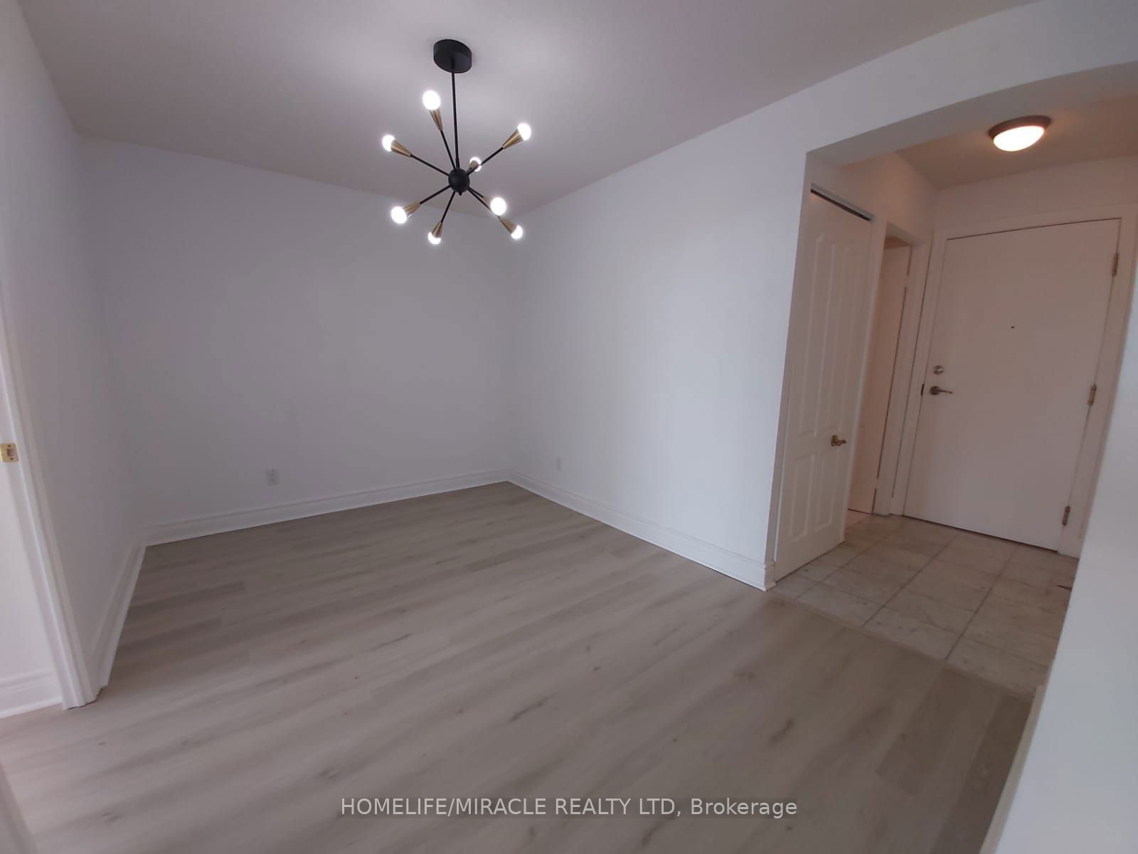 5418 Yonge St, unit 1101 for rent - image #22