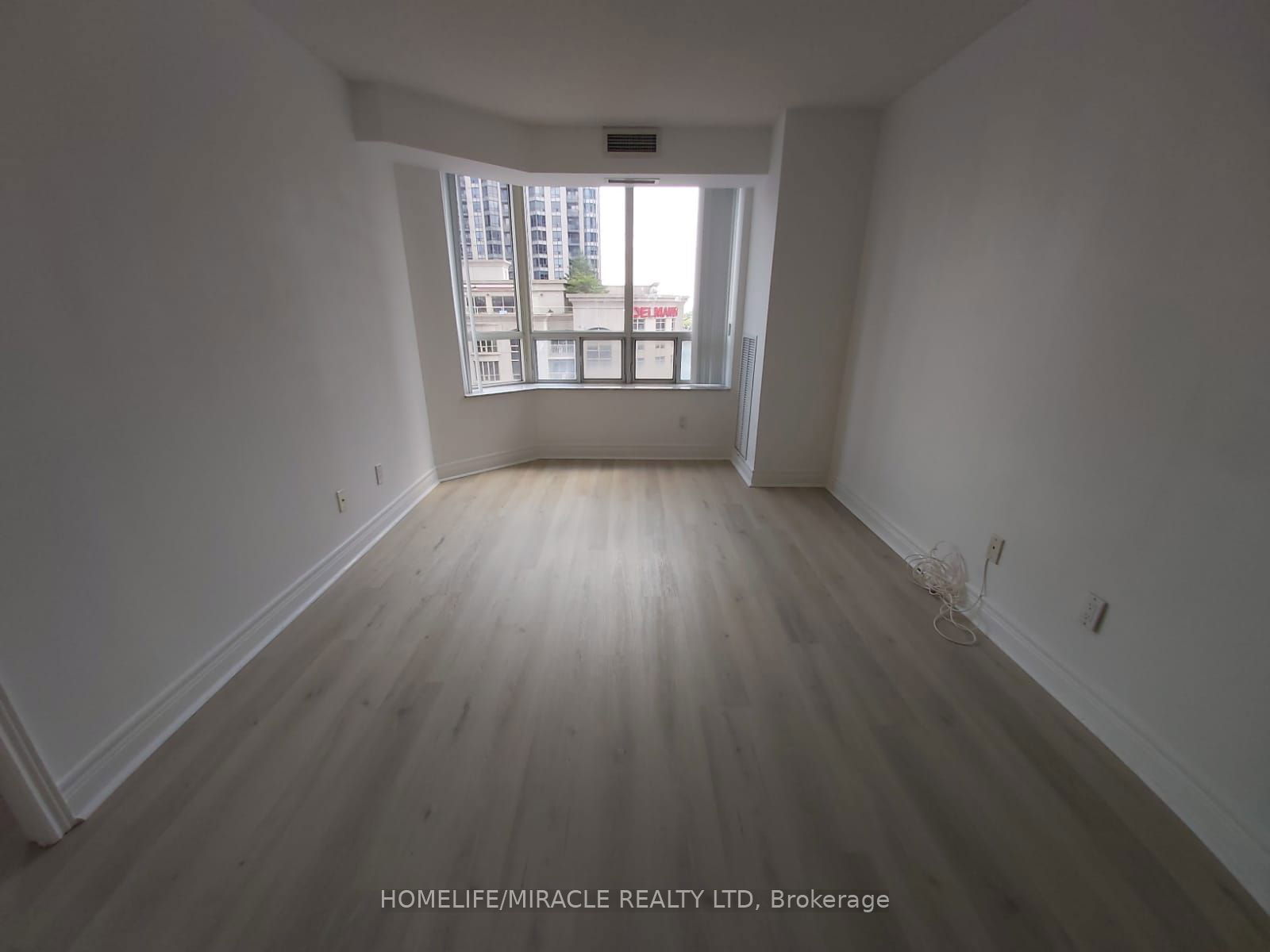 5418 Yonge St, unit 1101 for rent - image #23