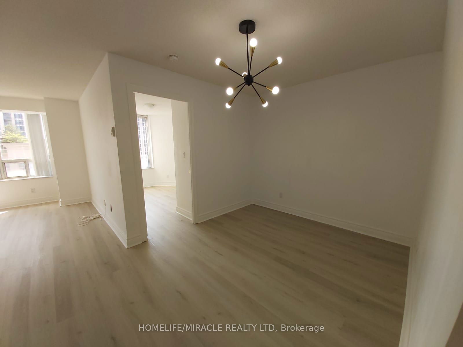 5418 Yonge St, unit 1101 for rent - image #24