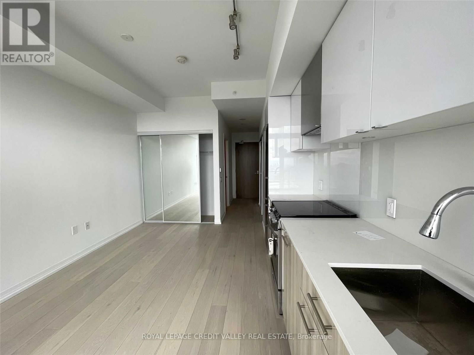 251 Jarvis St, unit PH07 for sale - image #6